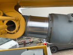 Crane Superstructure Hydraulics with Lift Cylinders