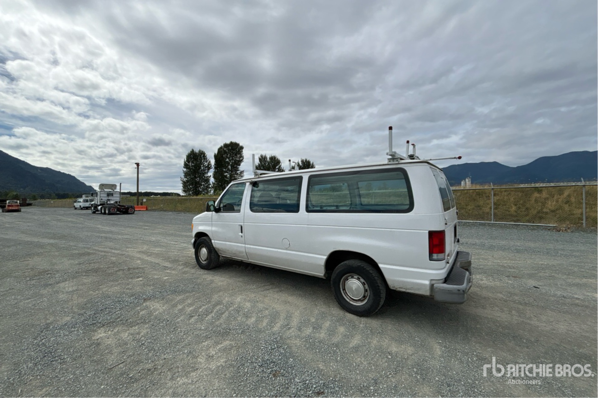 General Appearance with Picture, Left Rear Corner