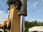 Hydraulics with Thumb Cylinder