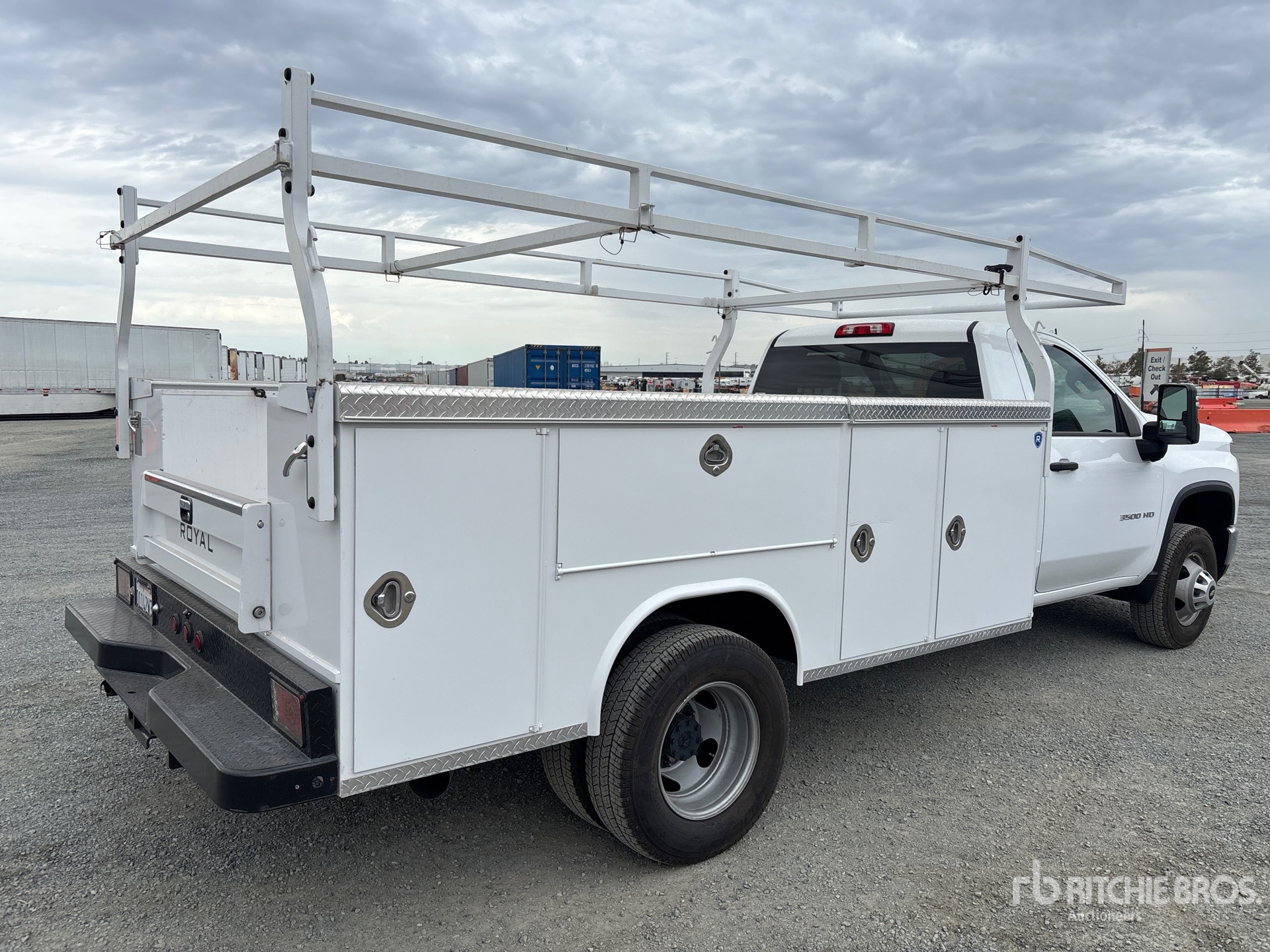 General Appearance with Picture, Right Rear Corner