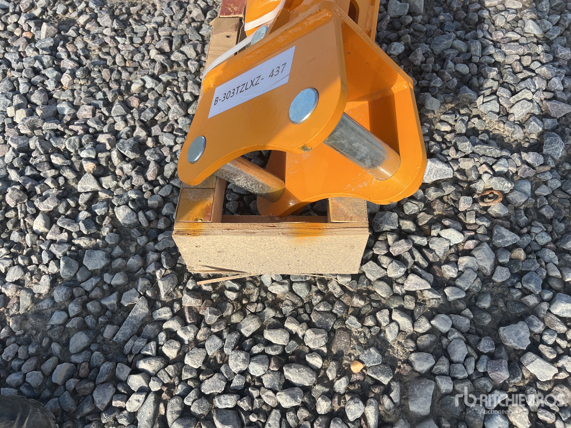 GIYI CAT303 Excavator Augers (Unused)