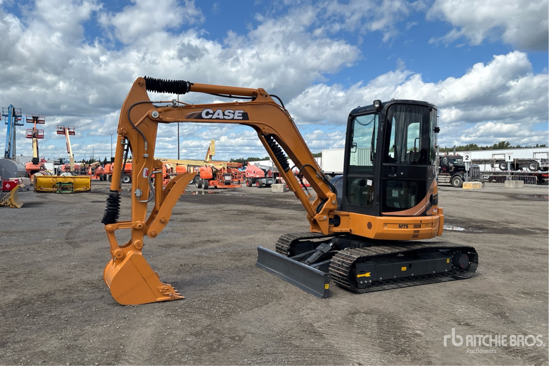 2005 Case CX55B