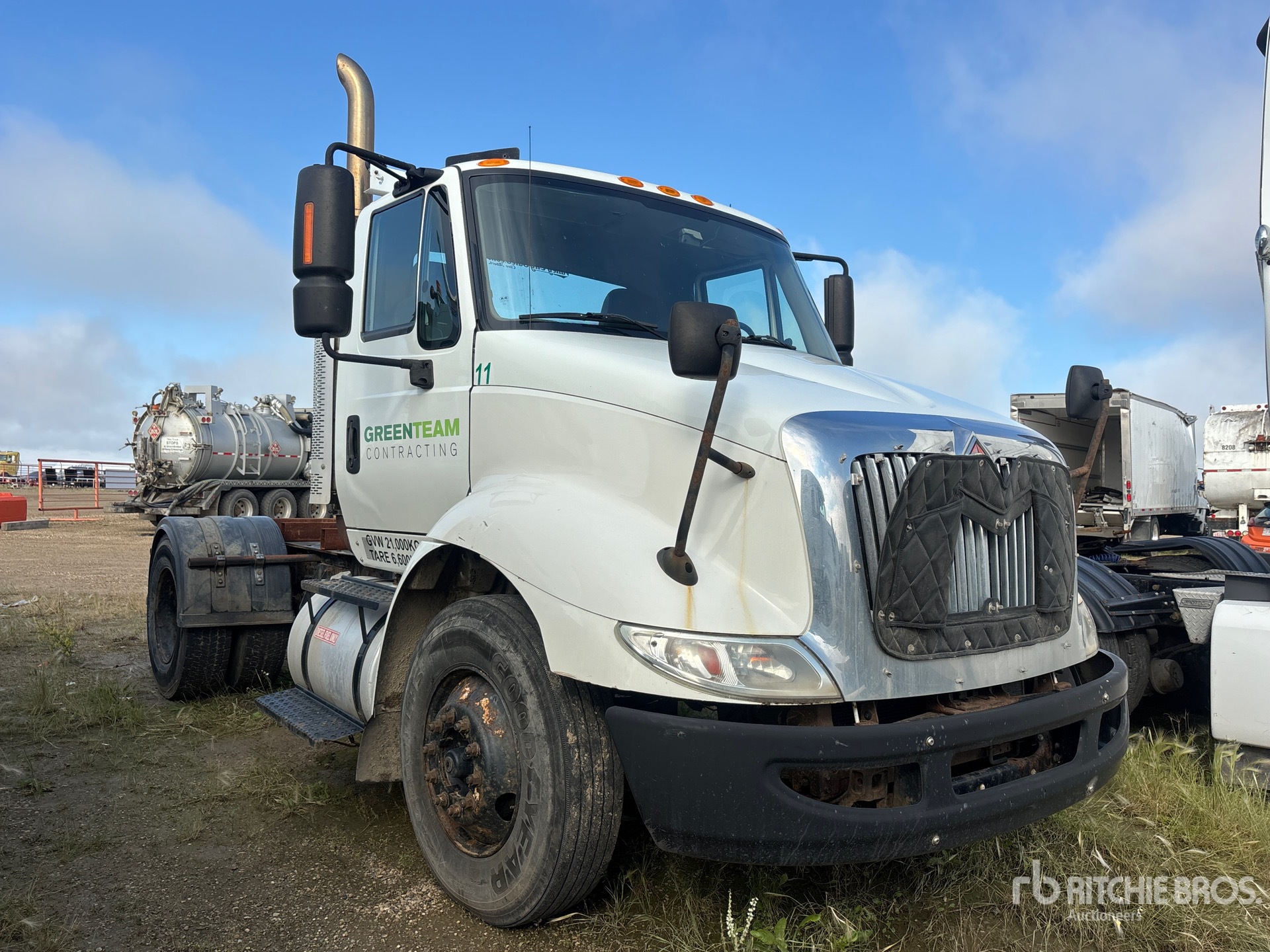 2010 International 8600