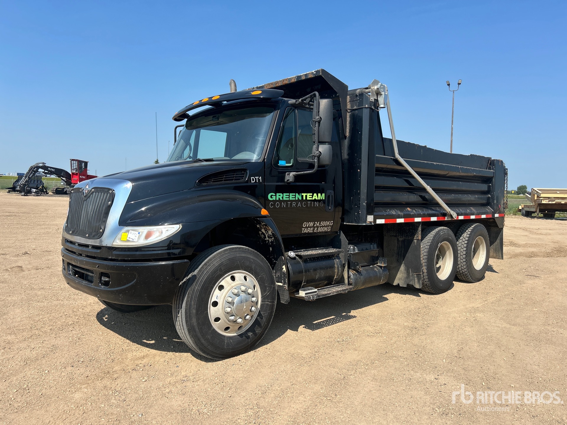 Photo of a 2007 International DURASTAR 4400