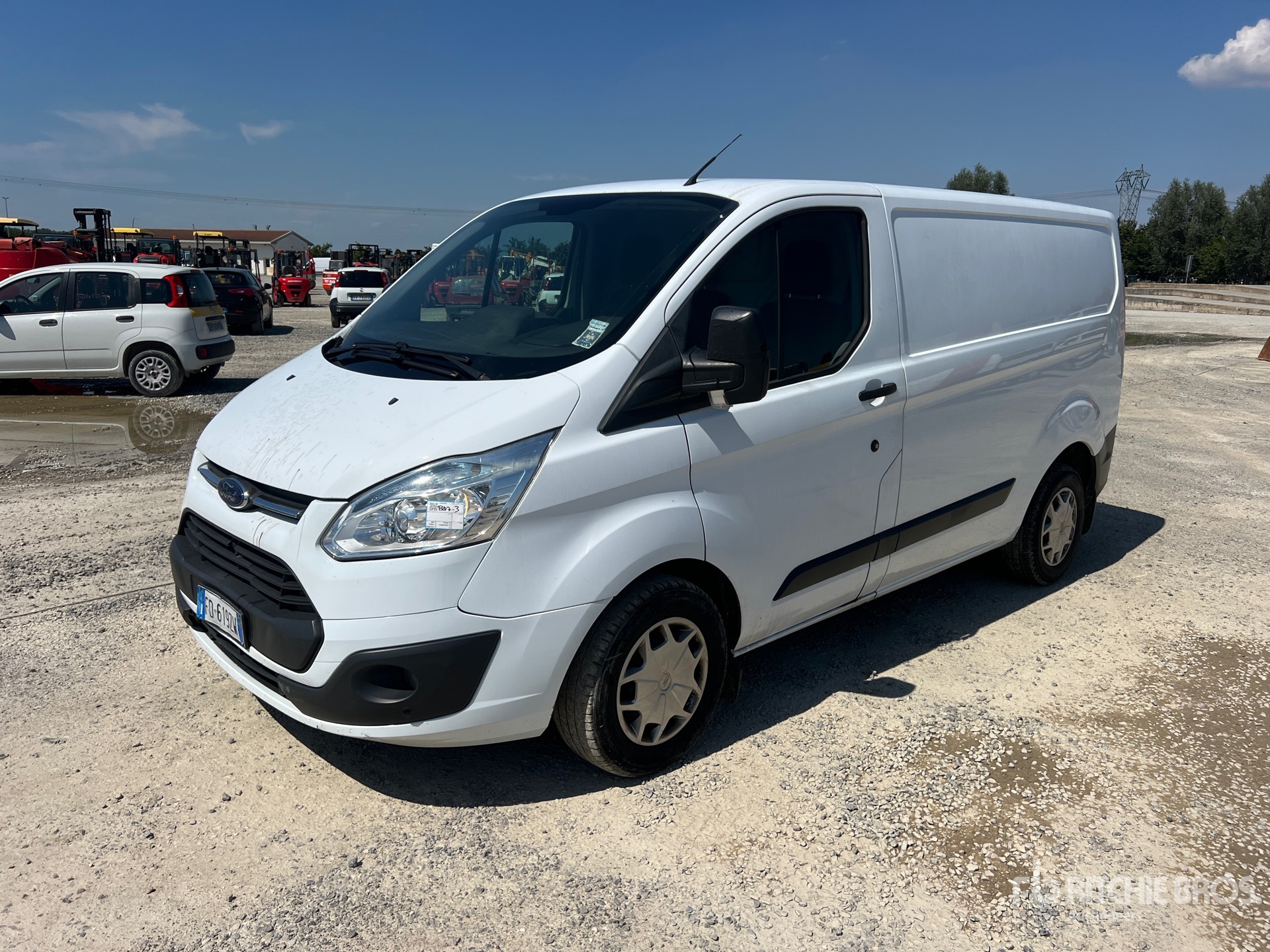 General Appearance with Picture, Left Front Corner