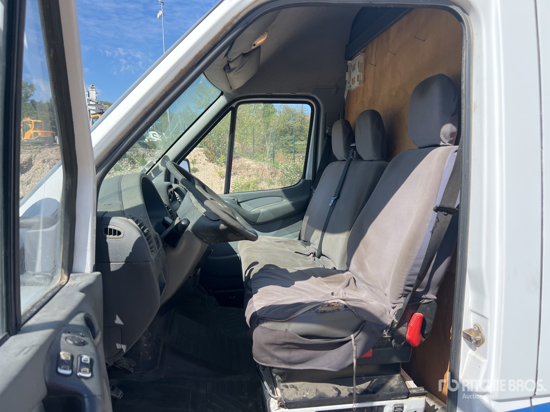 2002 Mercedes-Benz SPRINTER 413CDI