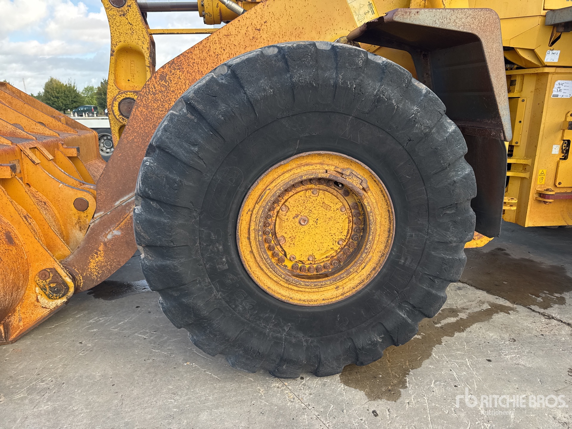 2000 Komatsu WA500-3