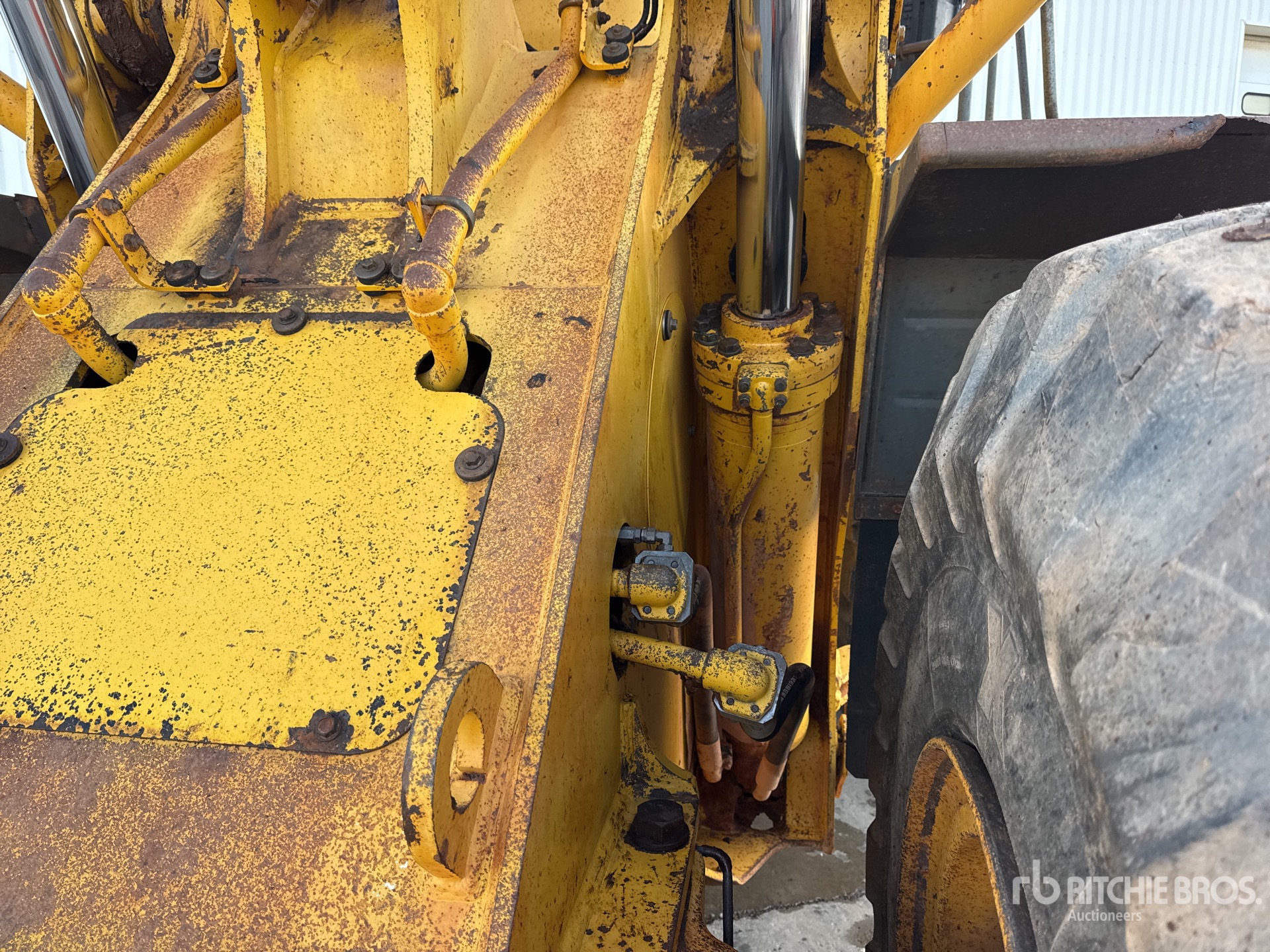 2000 Komatsu WA500-3