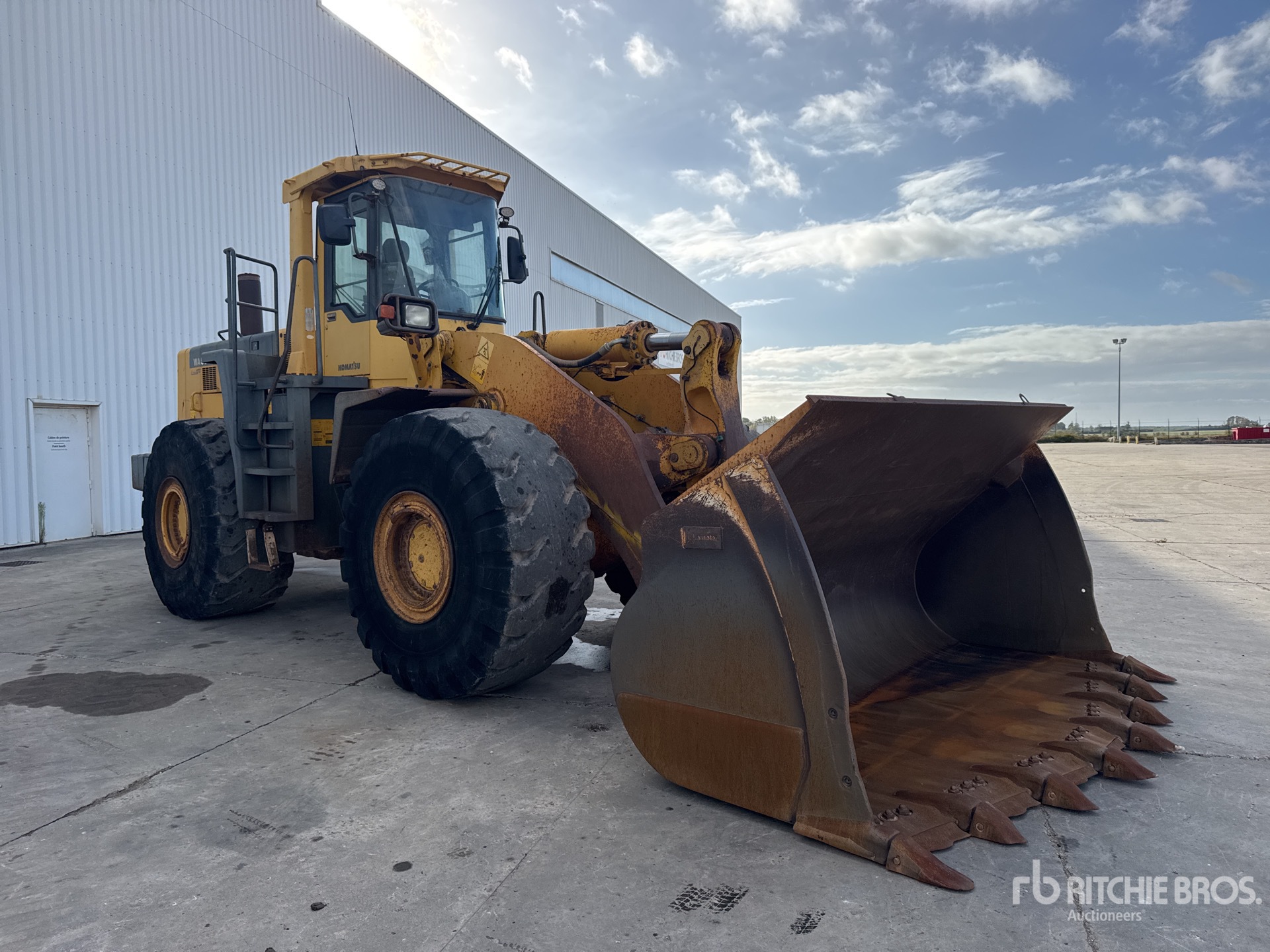2000 Komatsu WA500-3