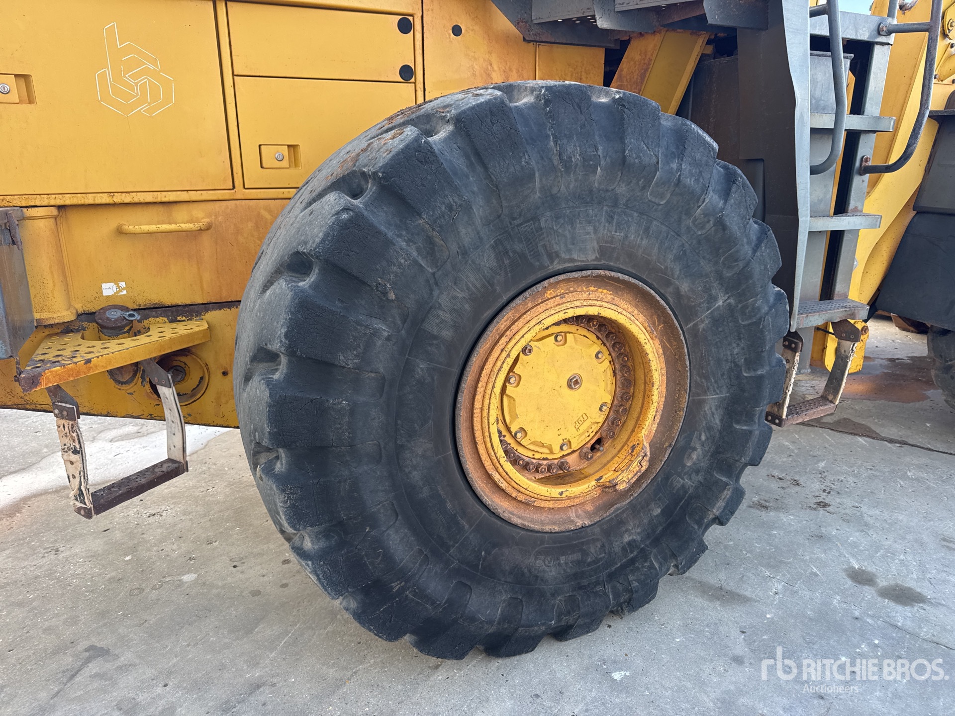 2000 Komatsu WA500-3