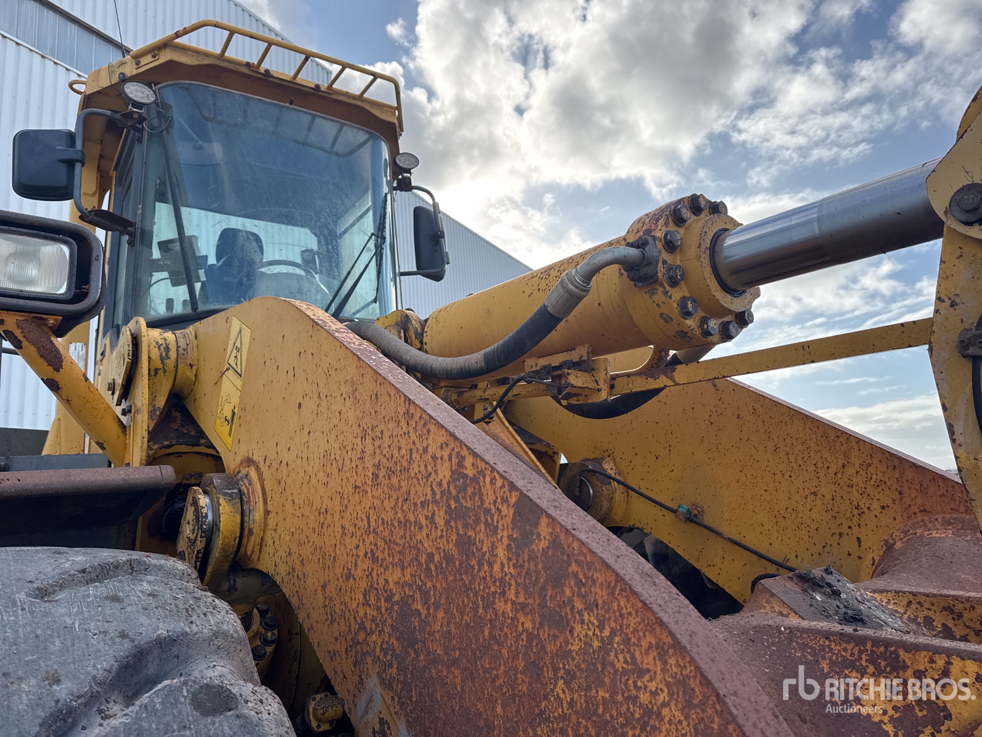2000 Komatsu WA500-3