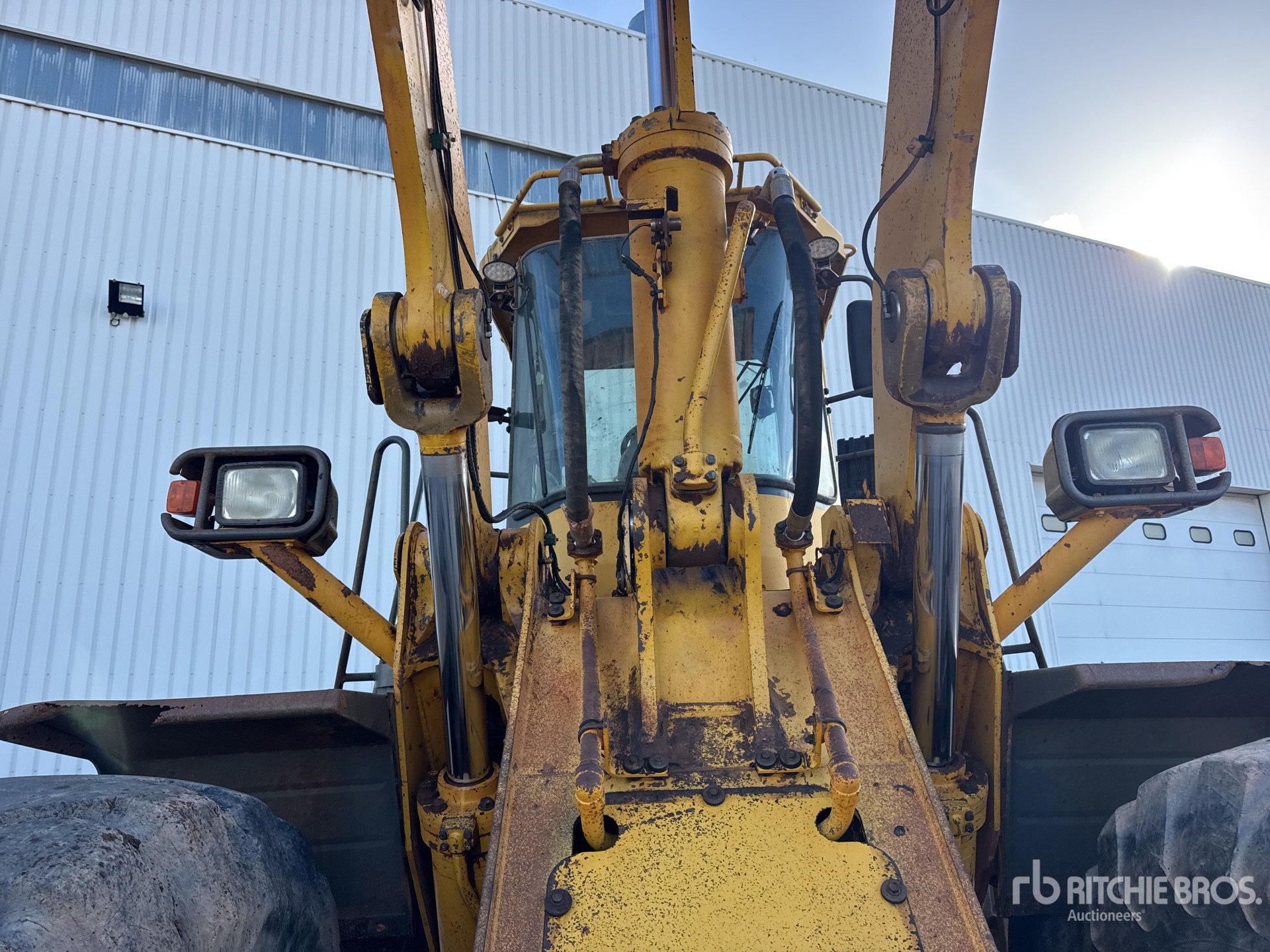 2000 Komatsu WA500-3