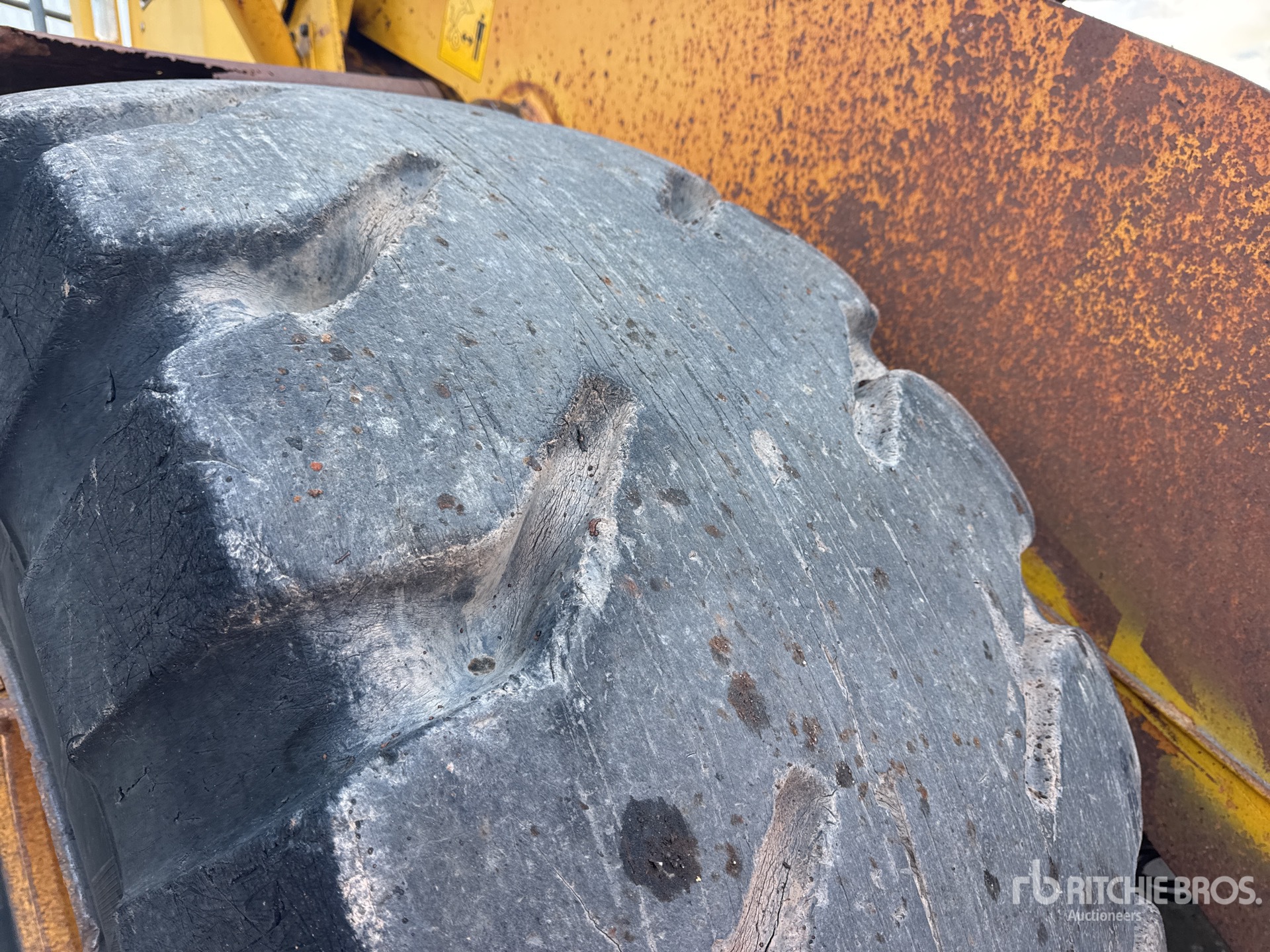 2000 Komatsu WA500-3
