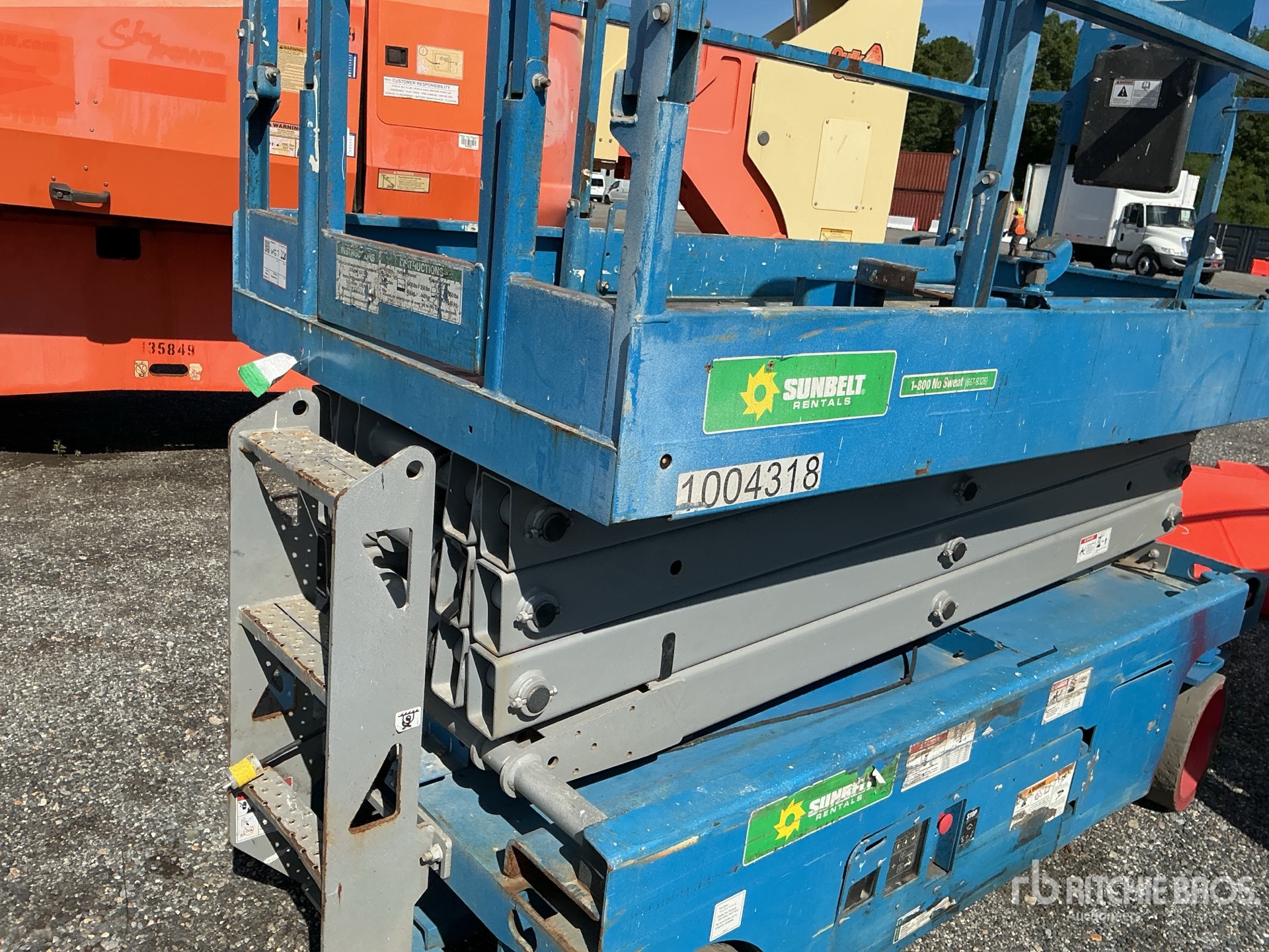 Photo of a 2016 Genie GS2646