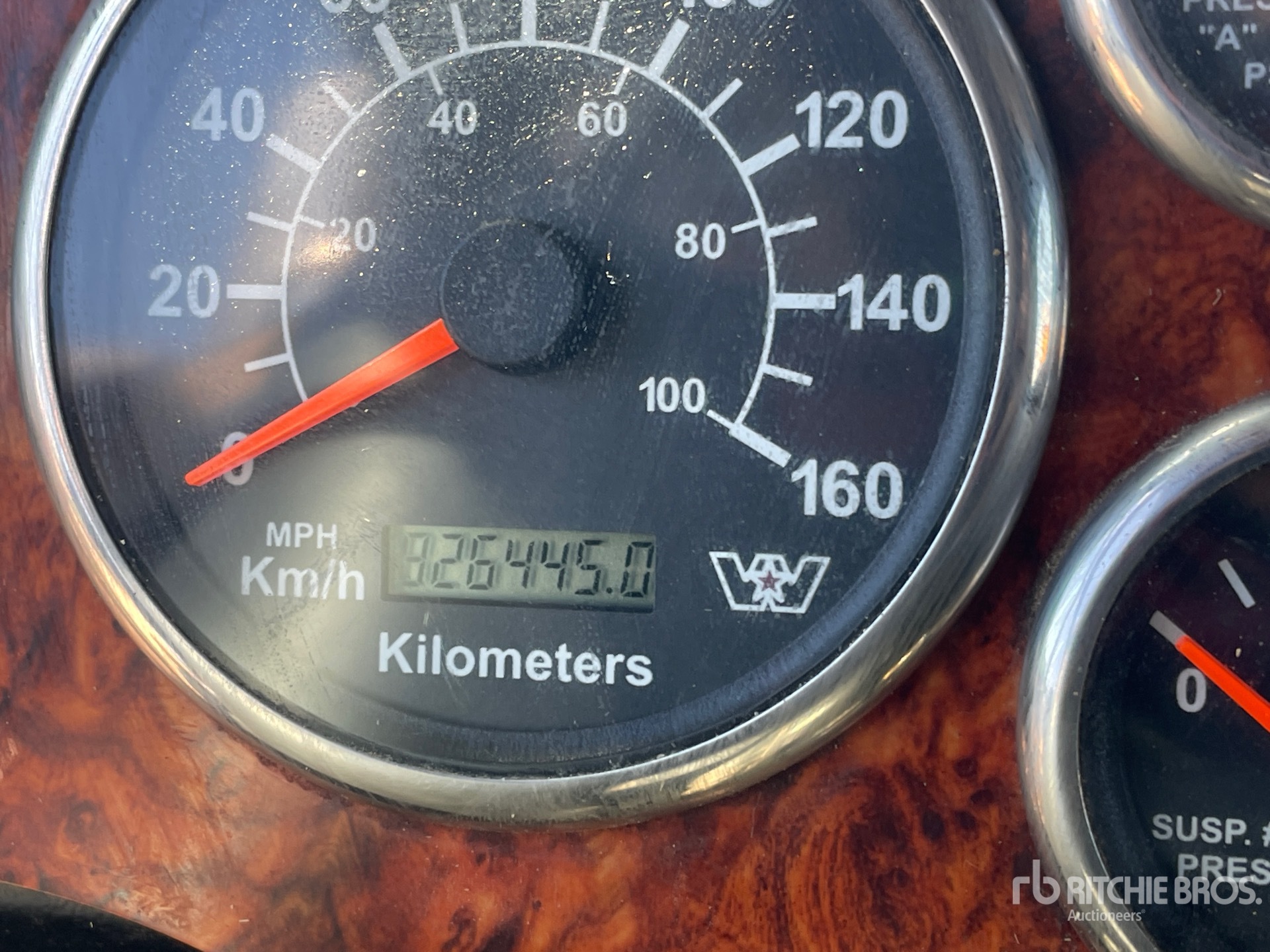 General Appearance with Hour Meter / Odometer