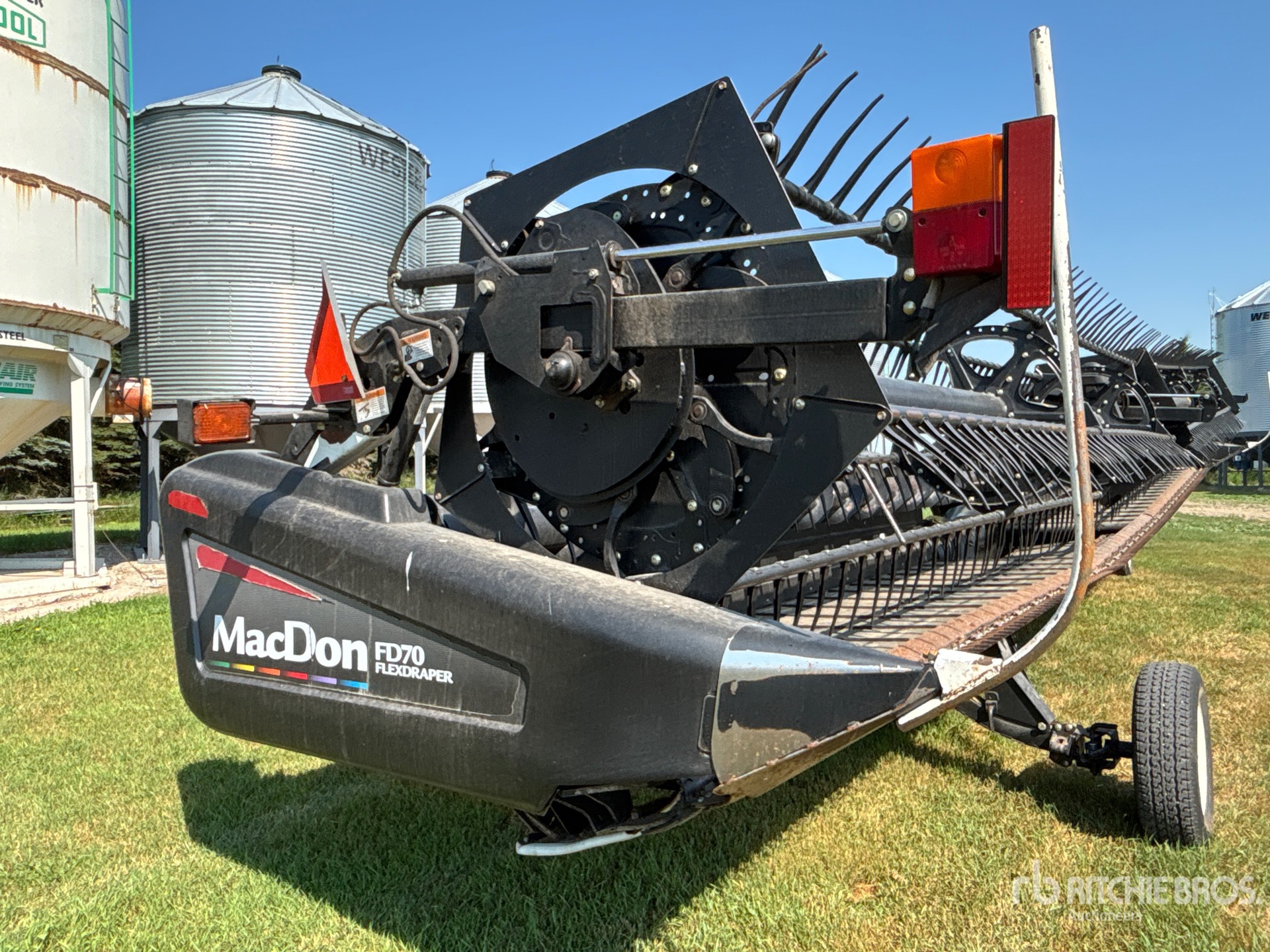 2011 Macdon FD70