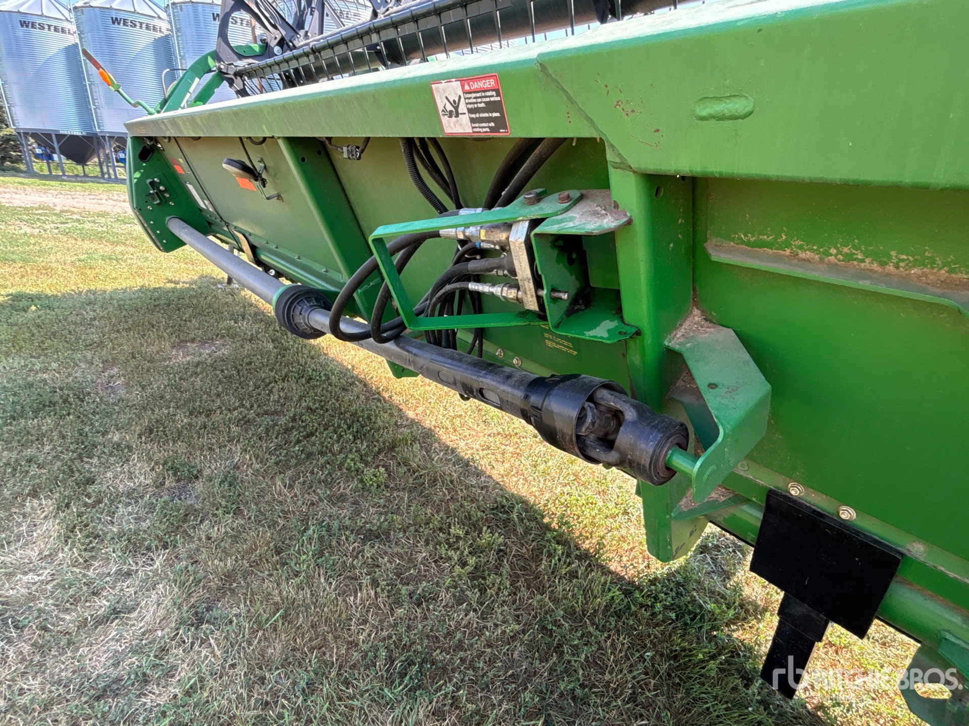 2006 John Deere 635F