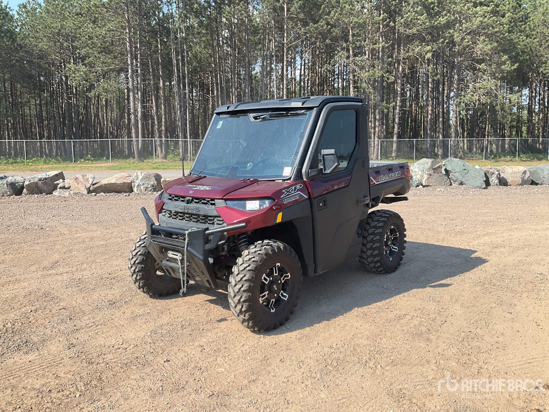 General Appearance with Featured Photo