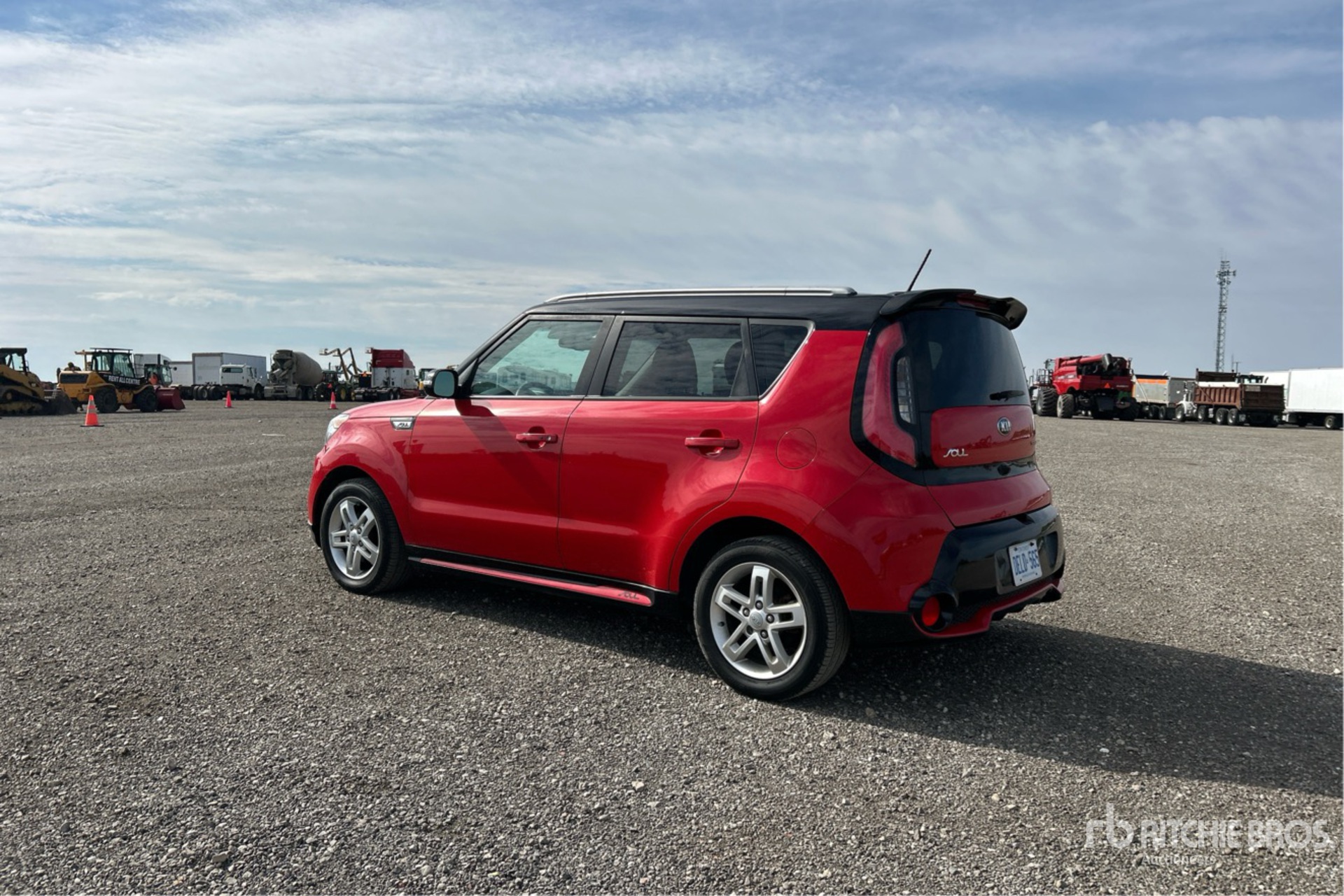 General Appearance with Picture, Left Rear Corner