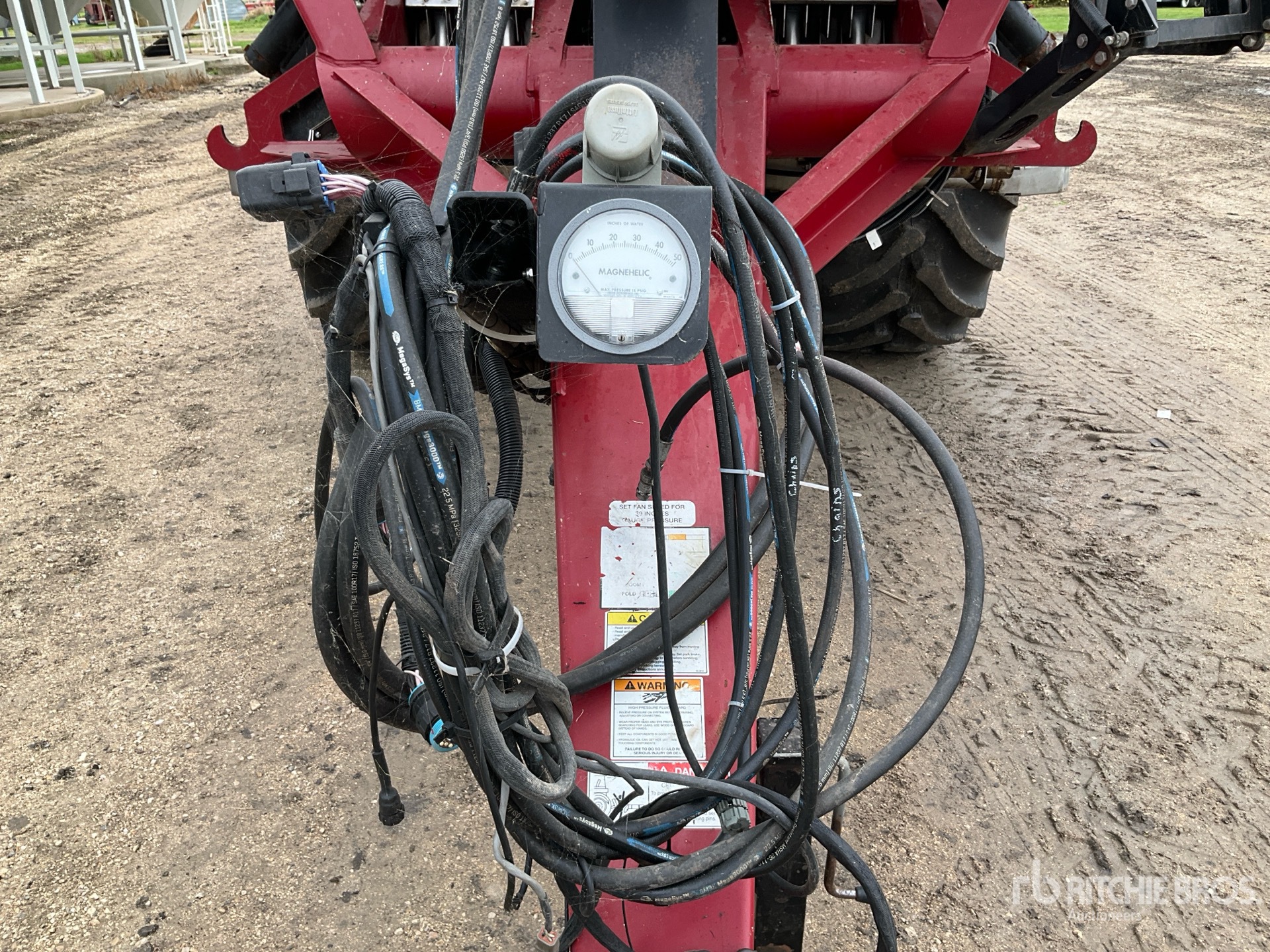 2016 Valmar 8611