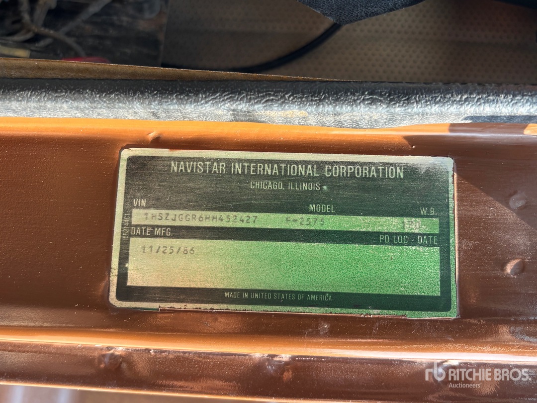 1987 International S2500
