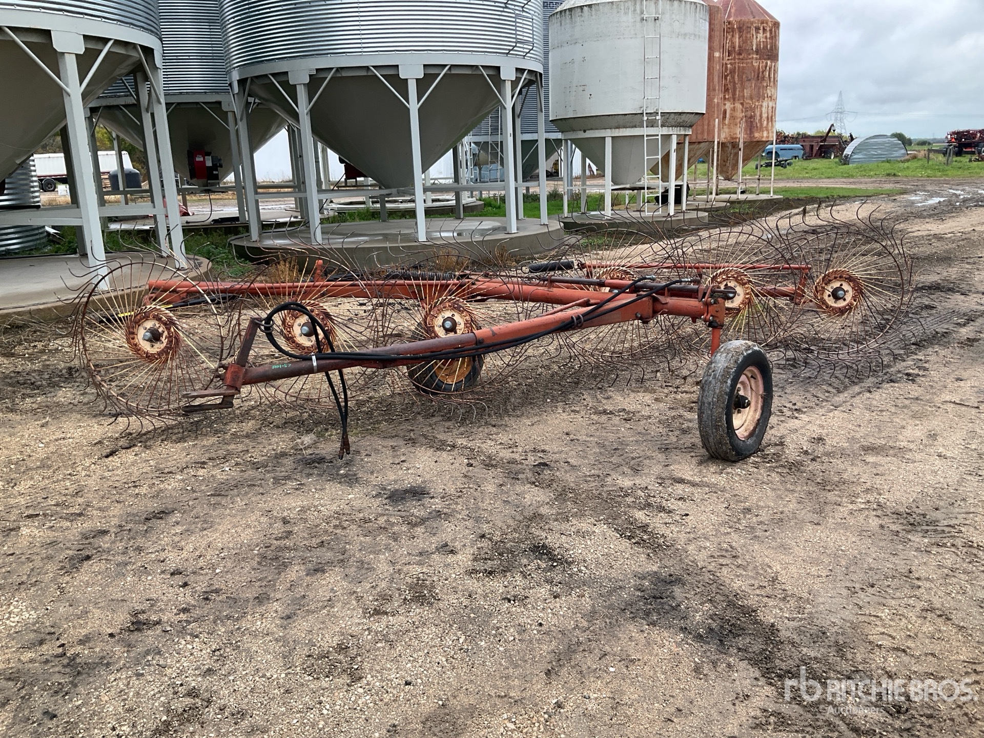 Vicon 20 ft 6 Wheel