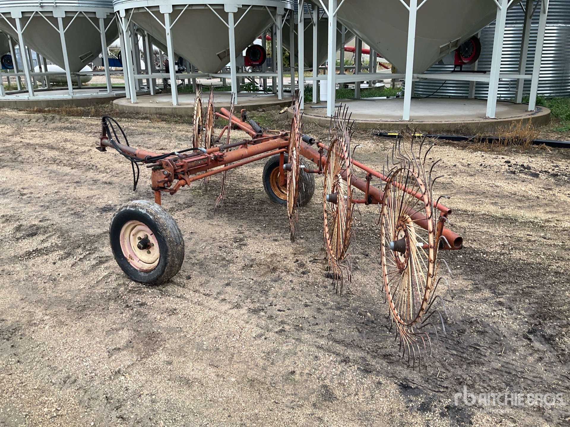 Vicon 20 ft 6 Wheel