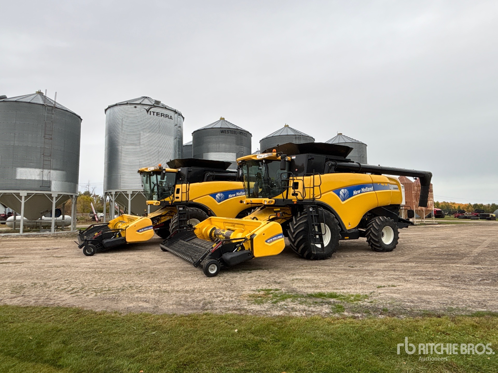2012 New Holland CX8080