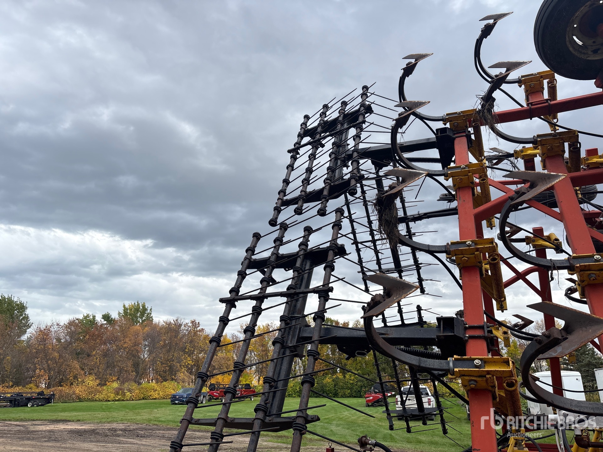 2010 Bourgault 8810