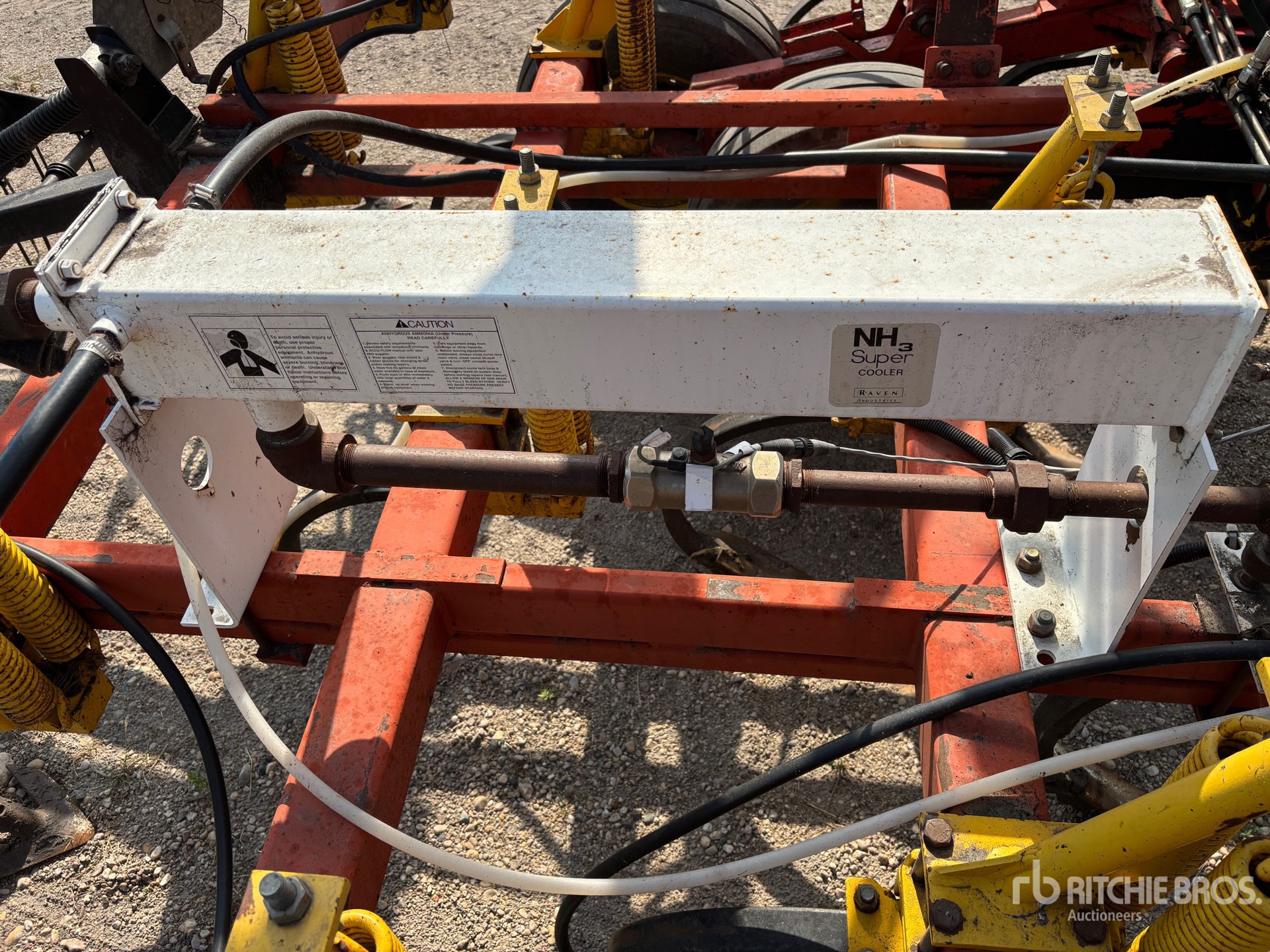 2010 Bourgault 8810