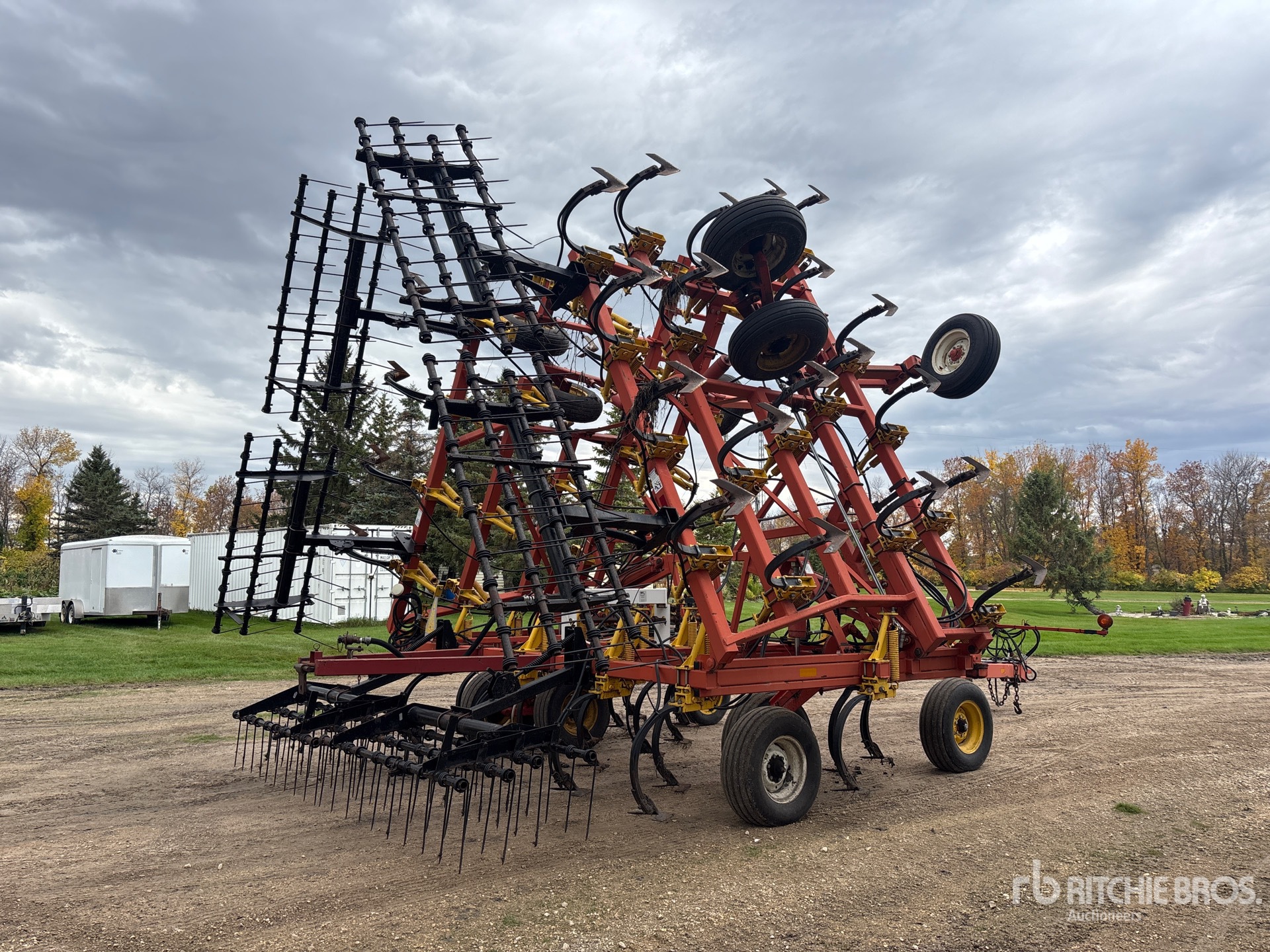 2010 Bourgault 8810