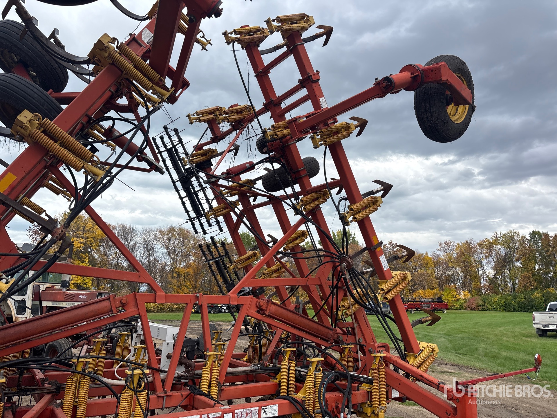 2010 Bourgault 8810