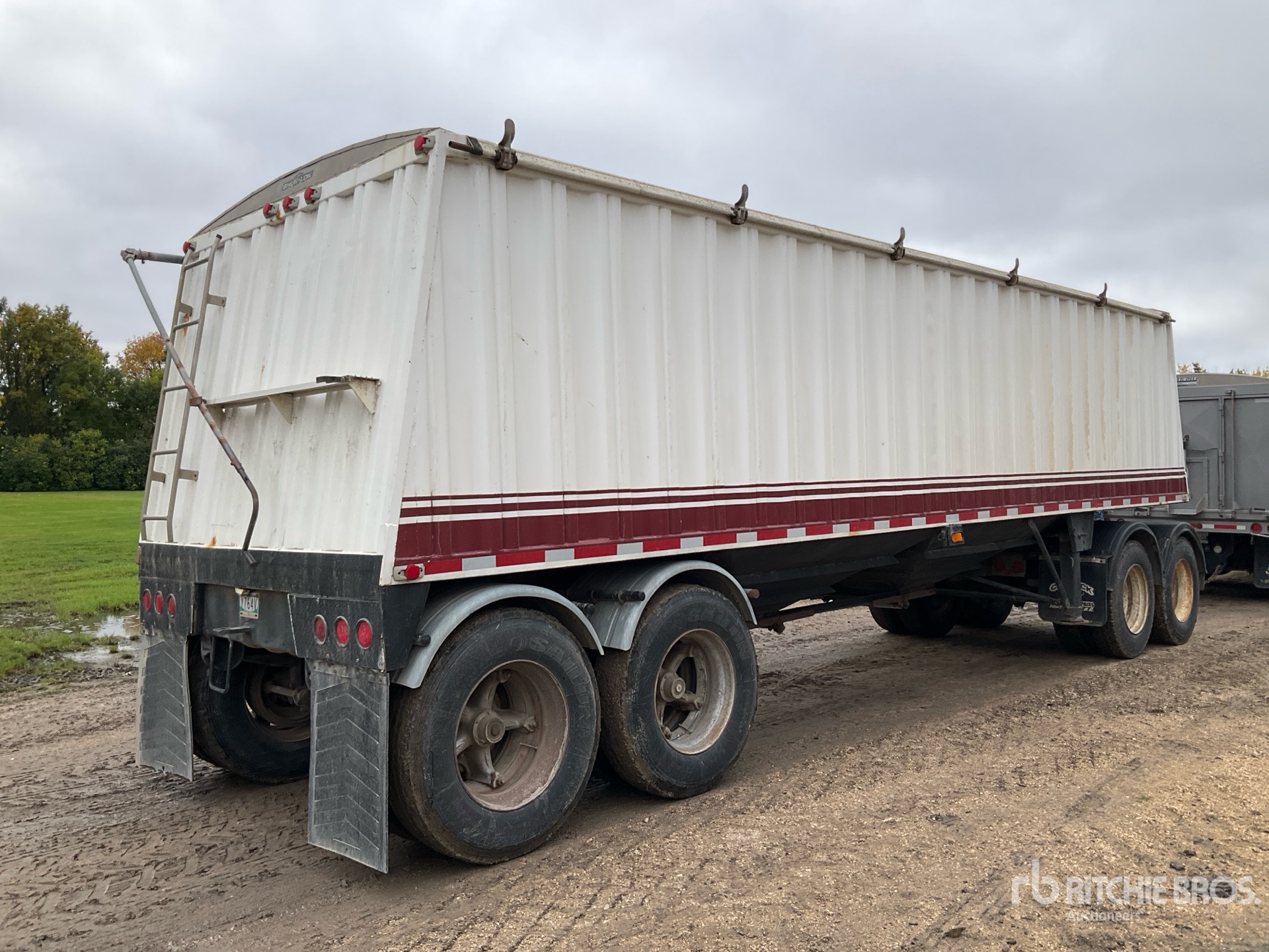 1993 Load King 30 ft T/A