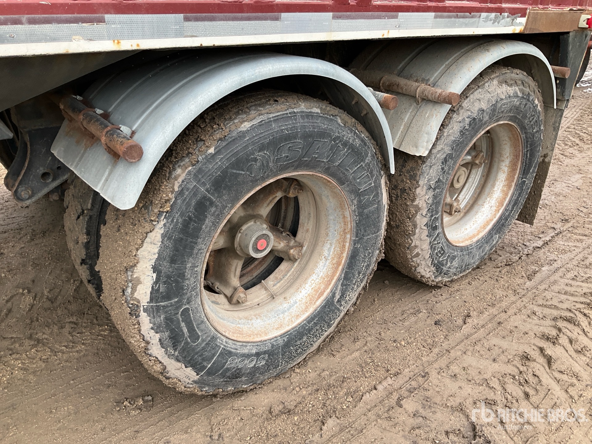 1993 Load King 30 ft T/A