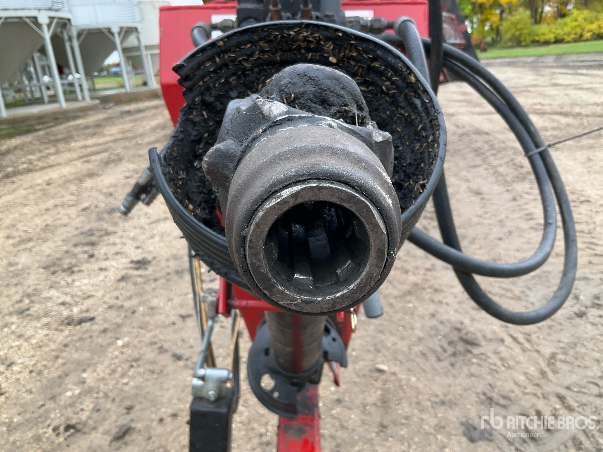 2008 Farm King 1370