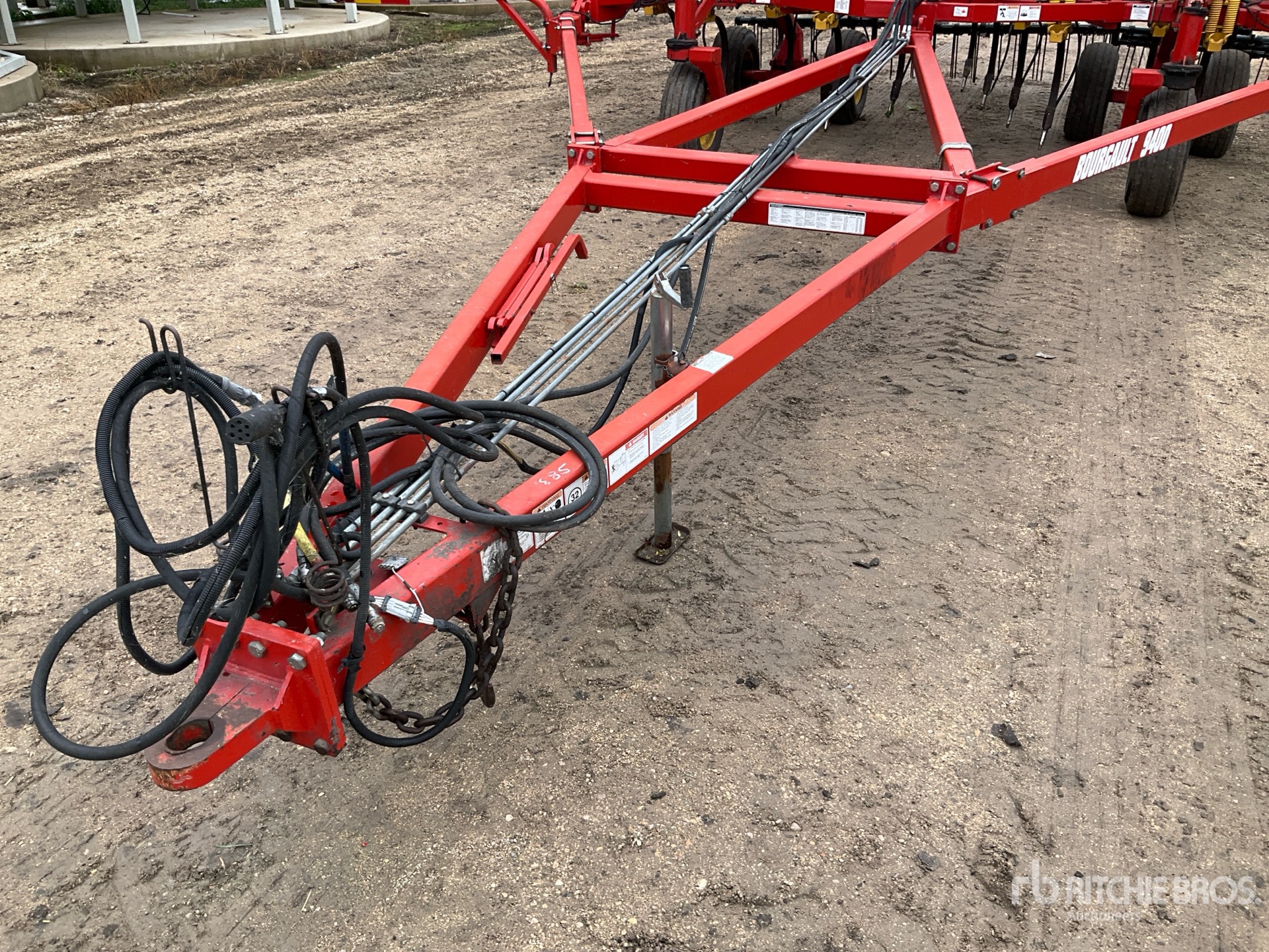 2011 Bourgault 9400