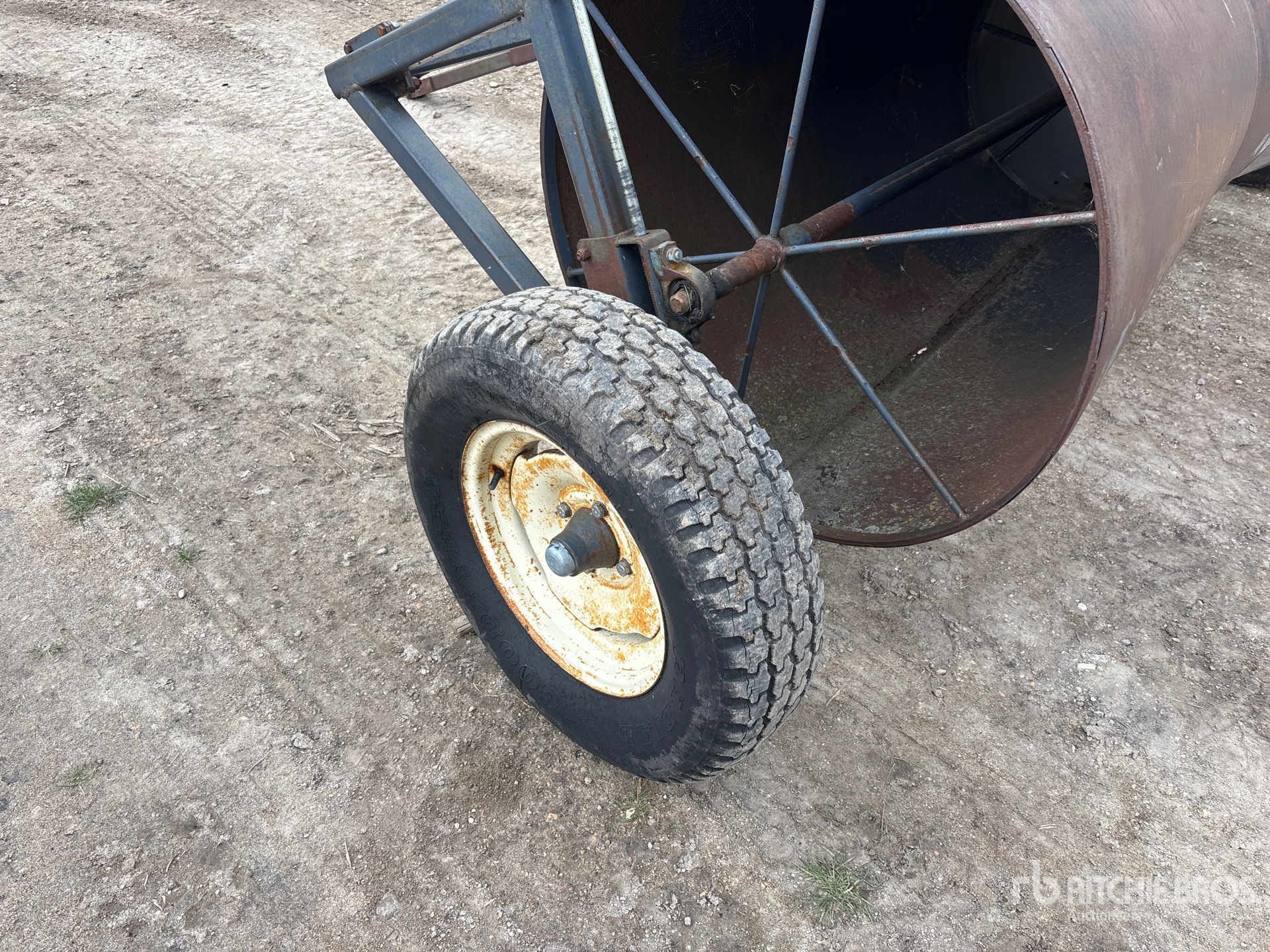1995 Farm King C800SR