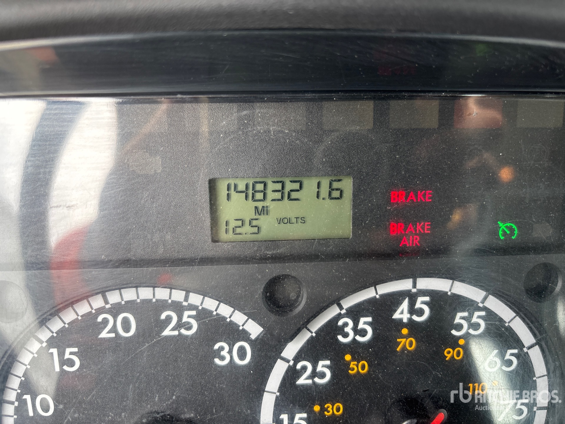 Aspect général with Compteur horaire / compteur kilométrique