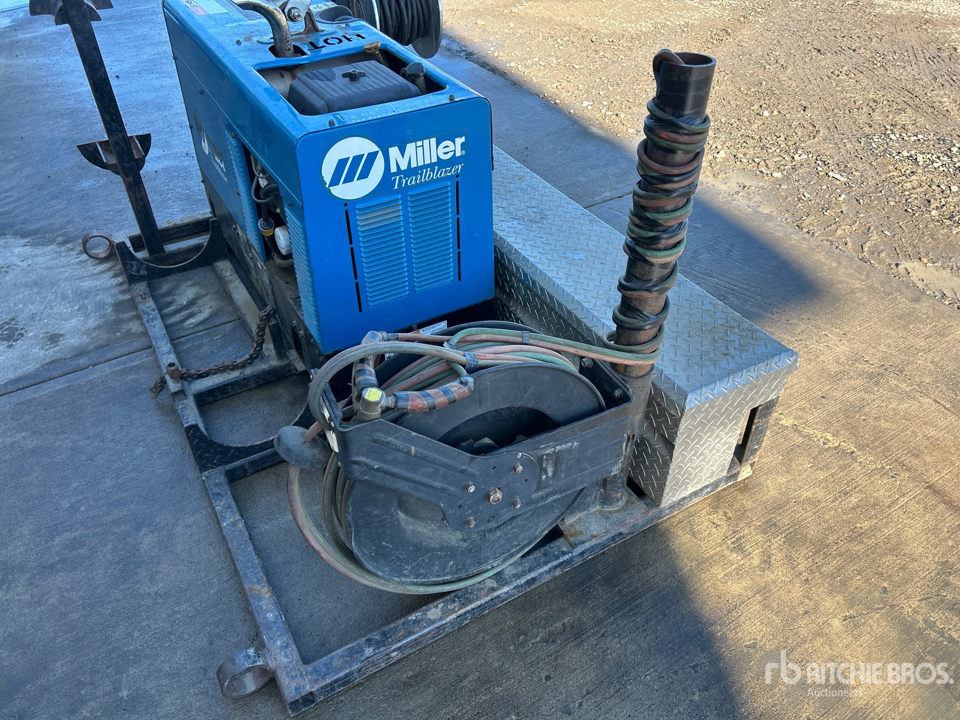 Miller TRAILBLAZER 301
