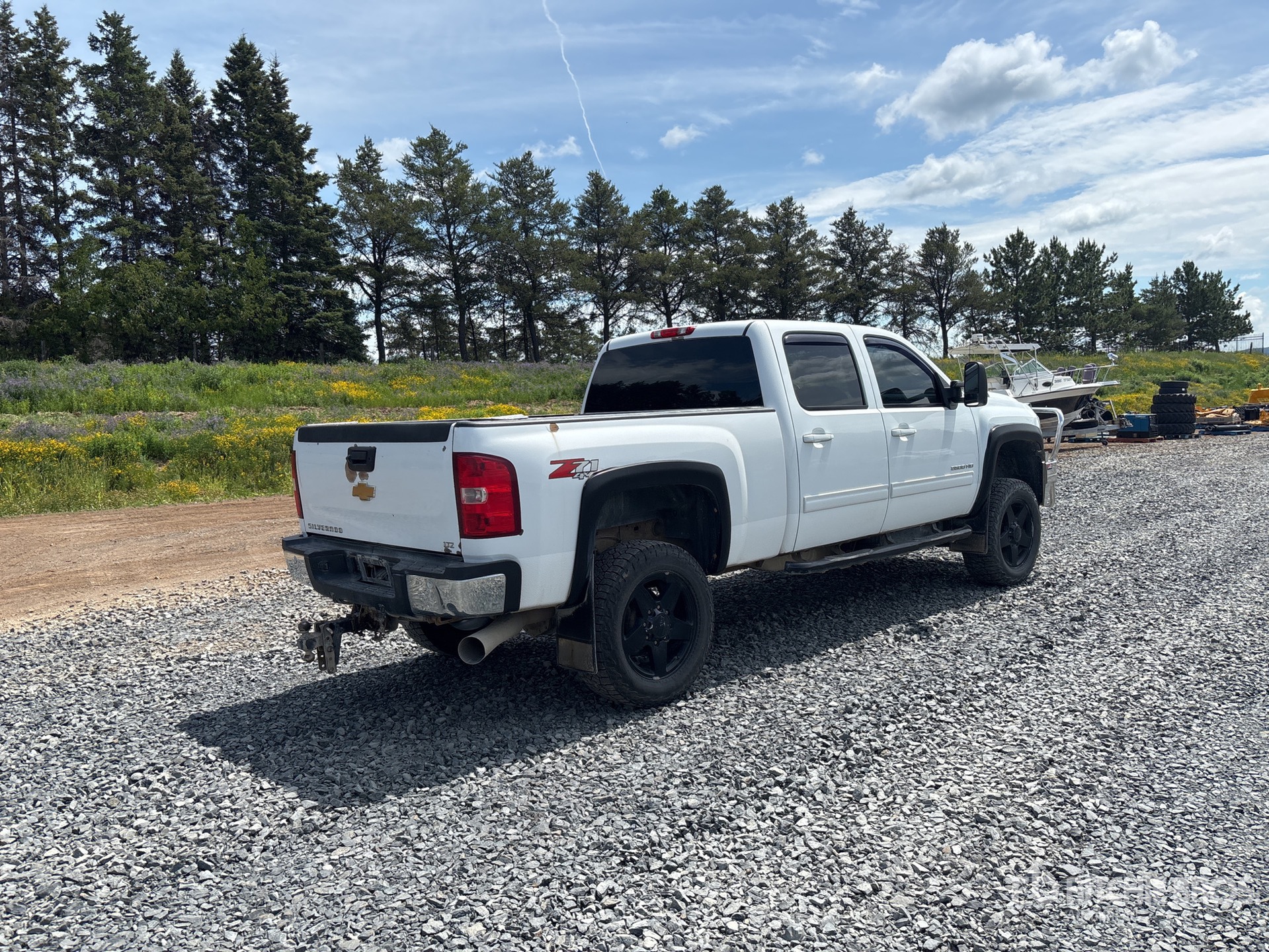 General Appearance with Picture, Right Rear Corner