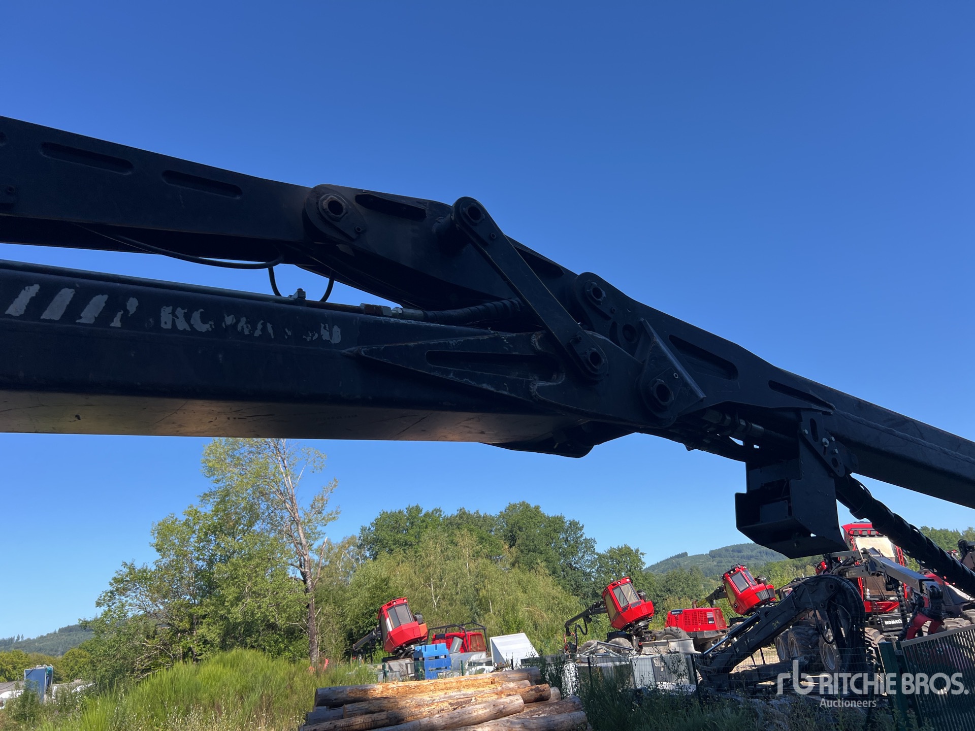 2014 Komatsu 931.1