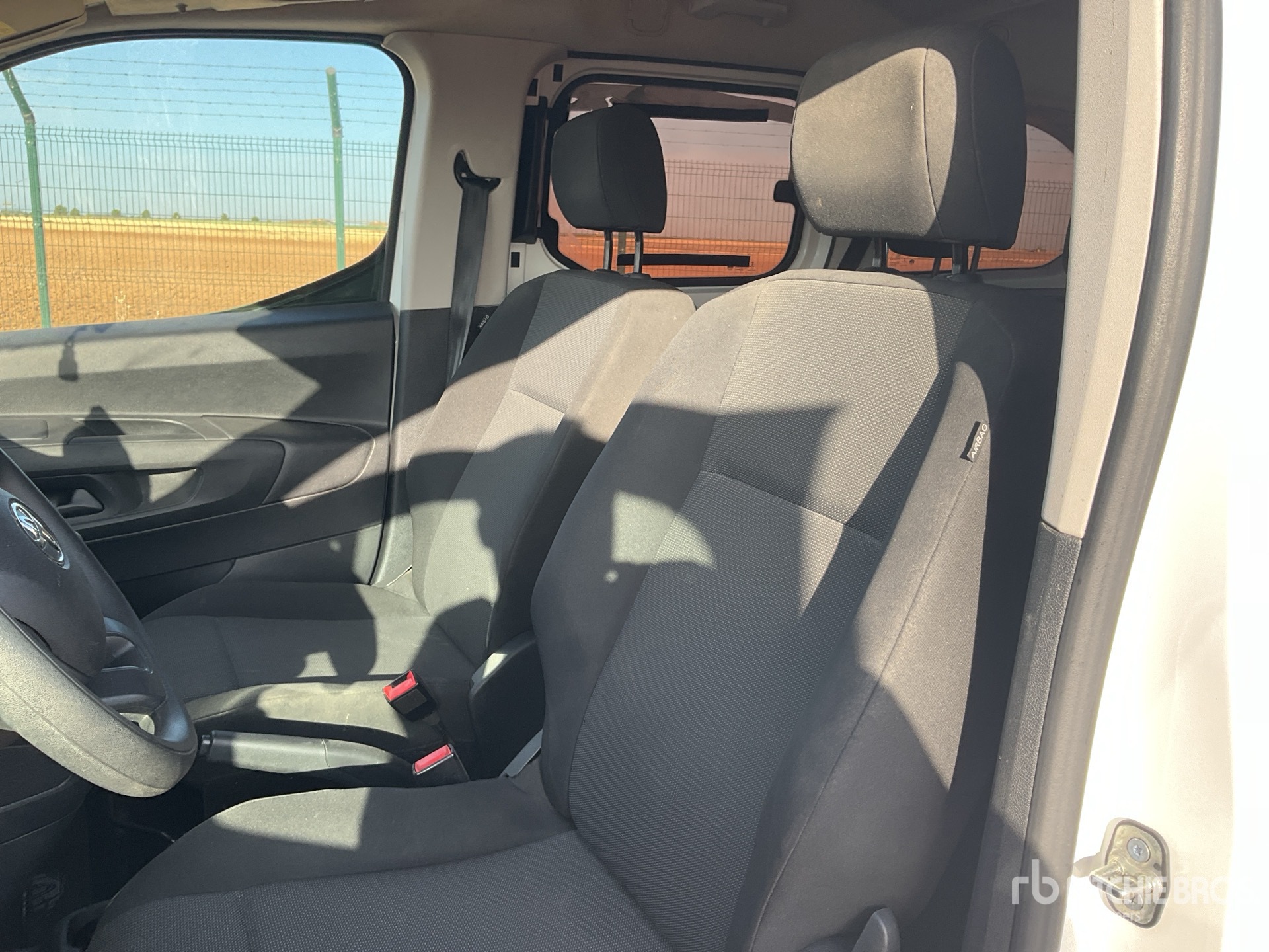 2022 Toyota PROACE CITY VER