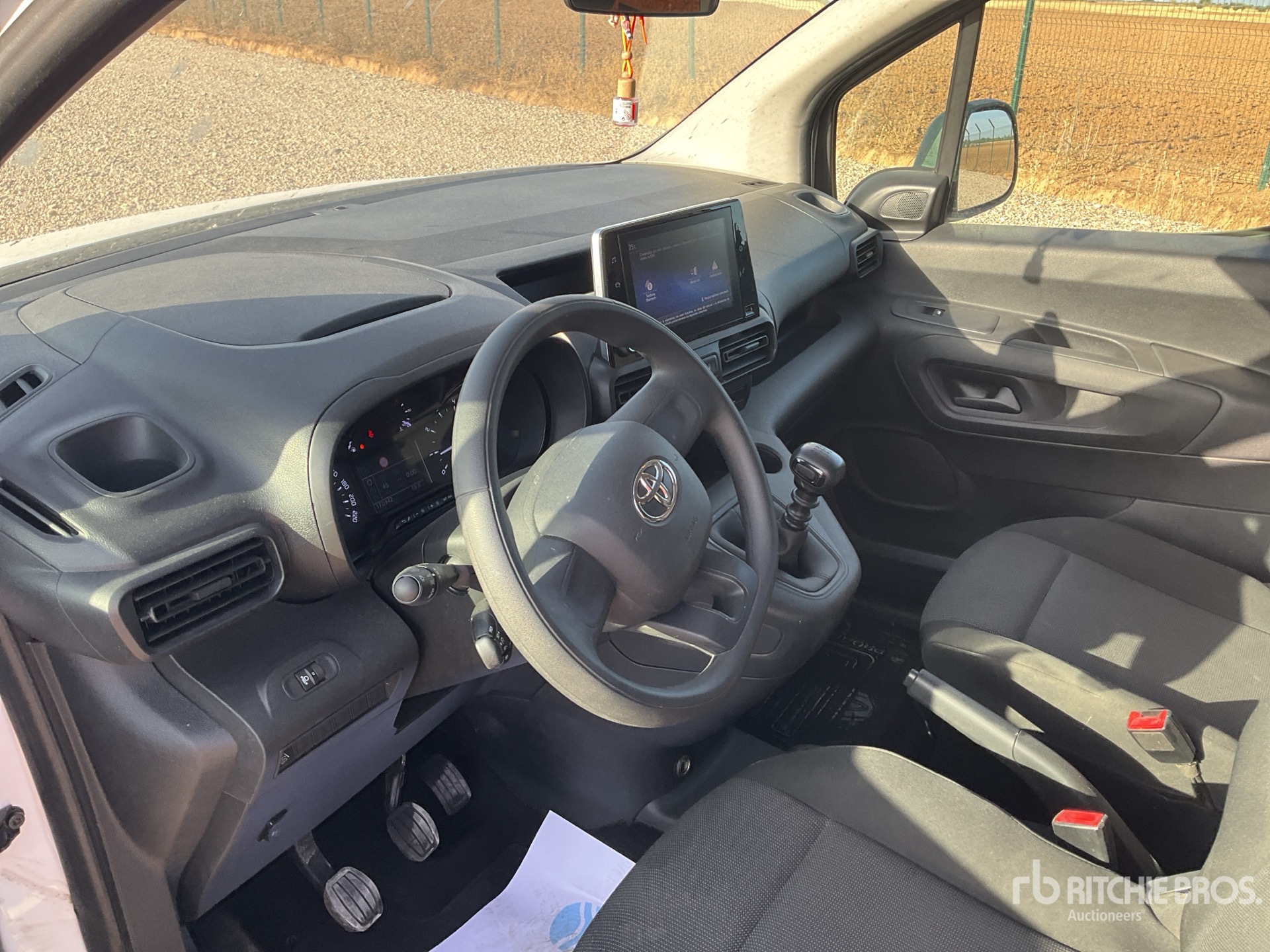 2022 Toyota PROACE CITY VER