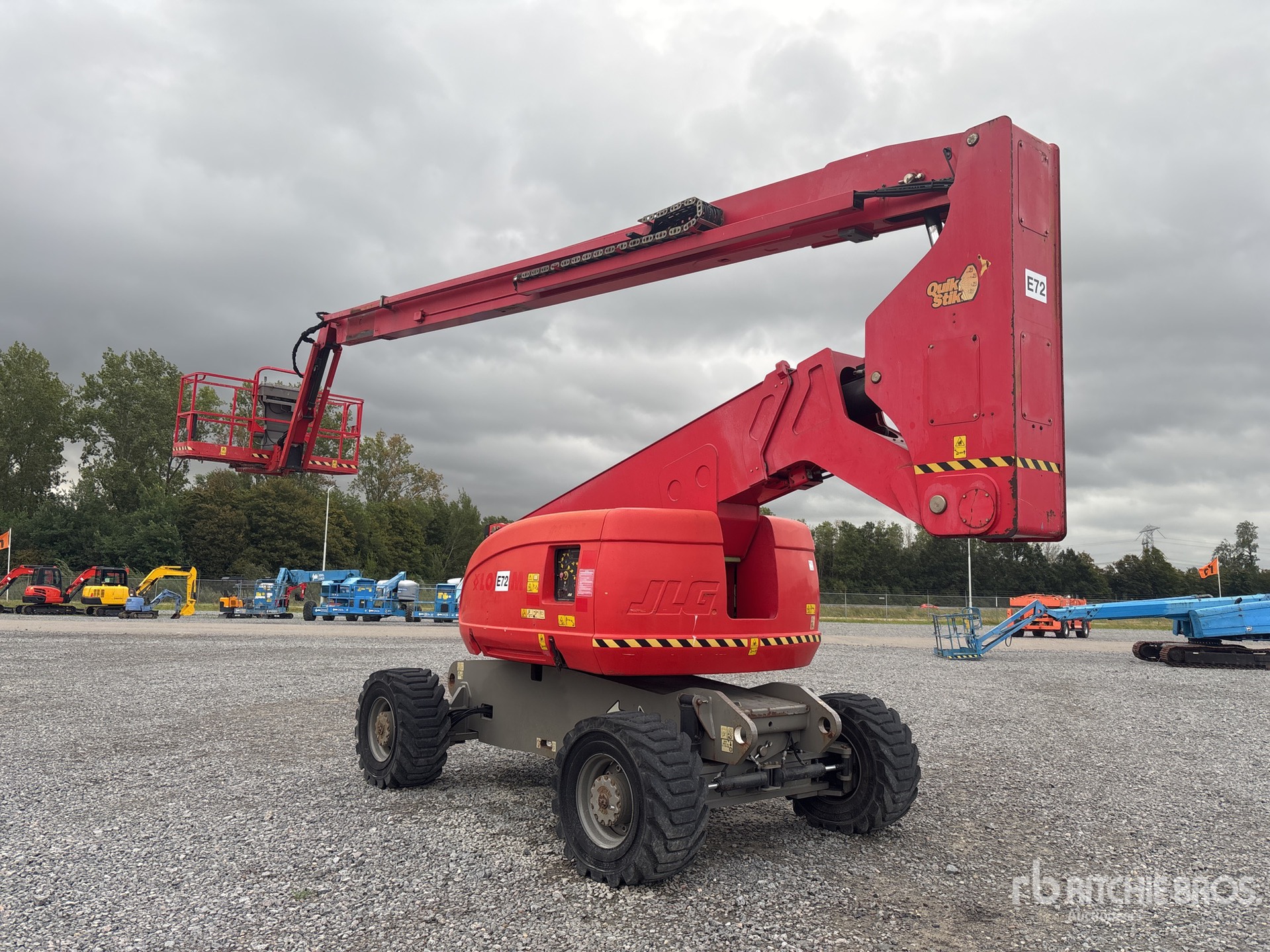 2011 JLG 800AJ