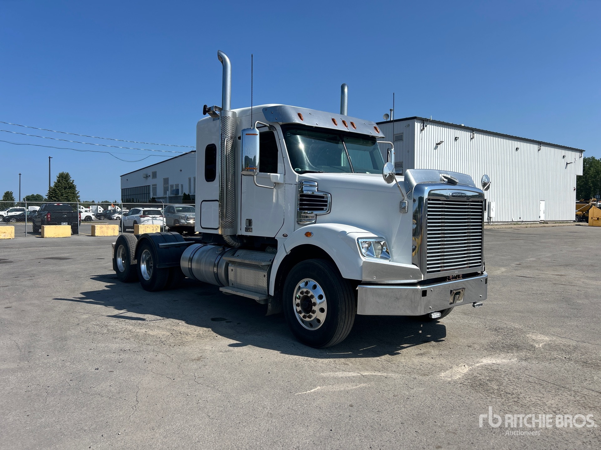 2018 Freightliner Coronado 122SD