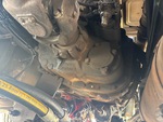 Underbody with Getriebe