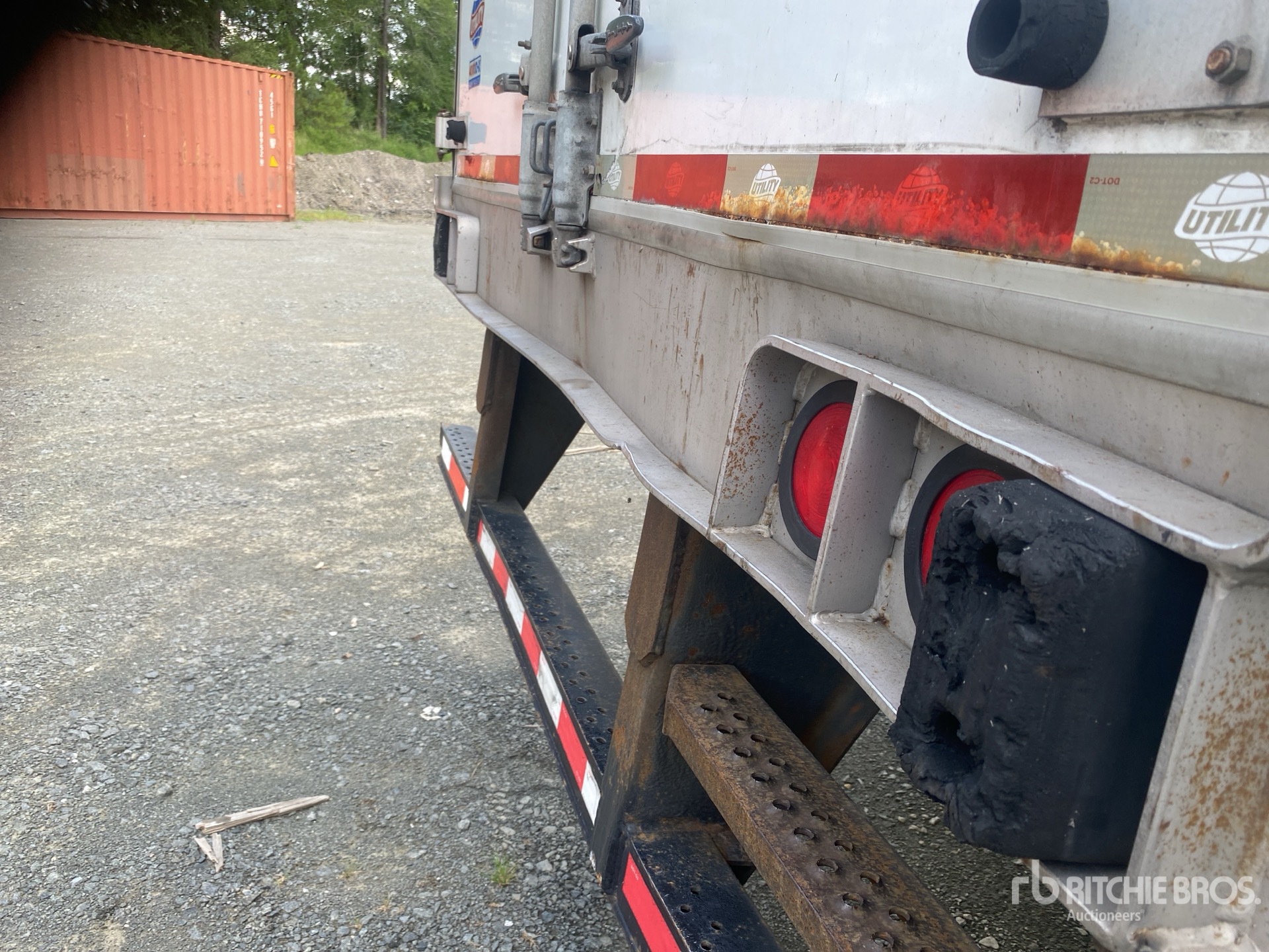 2016 Utility 53 ft x 102 in T/A