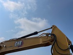 Hydraulics with Stick Cylinder
