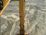 Hydraulics with Auxiliary Hydraulic Plumbing