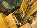 Hydraulics with Hydraulic Center Swivel